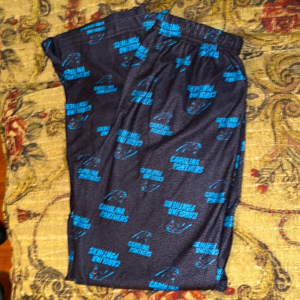 Boy’s NFL Carolina Panthers flannel pajama pants, Large